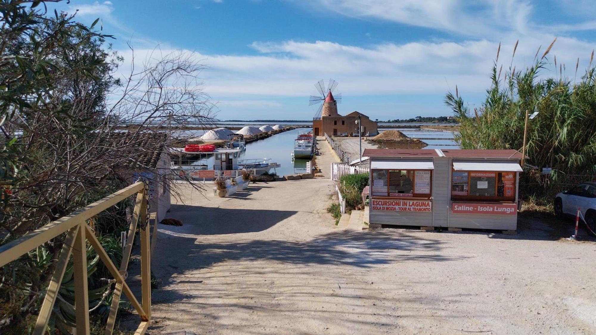 Casa Vacanze Lo Stagnone Da Rosita 马尔萨拉 外观 照片